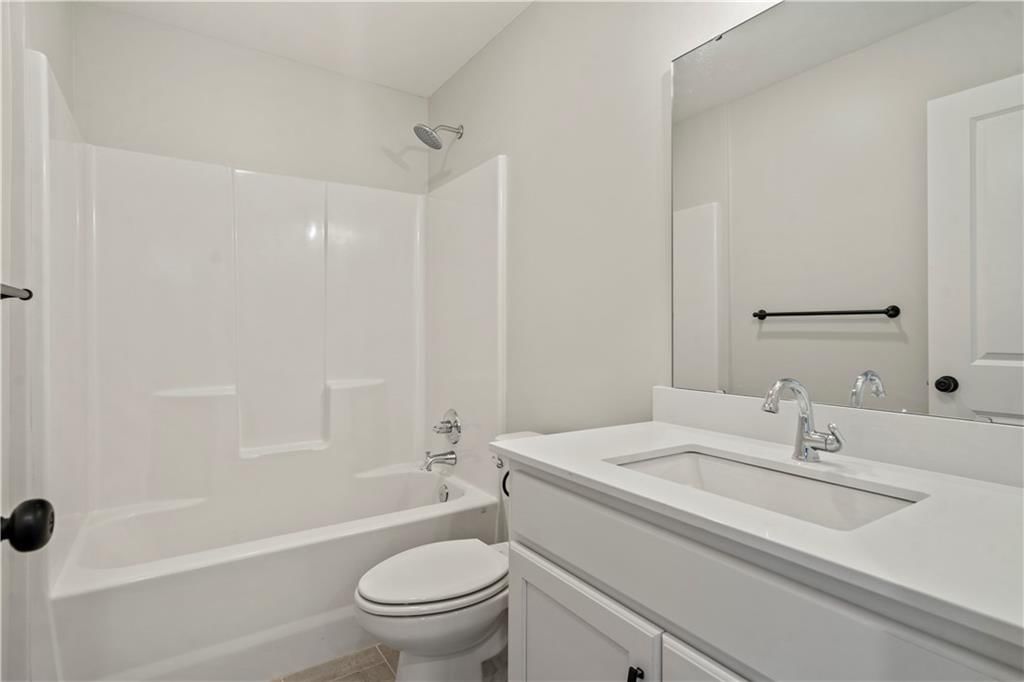 Photo 16 of 56 - 1809 SW Hightown Drive