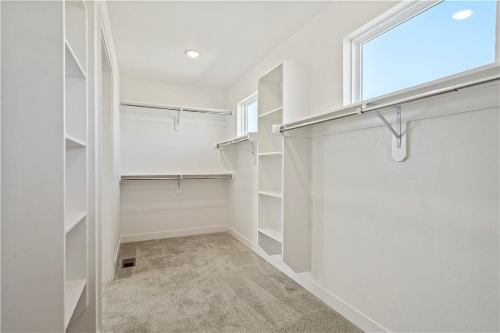 Photo 23 of 56 - 1809 SW Hightown Drive