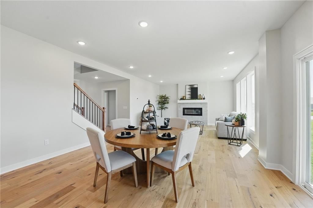 Photo 9 of 56 - 1809 SW Hightown Drive