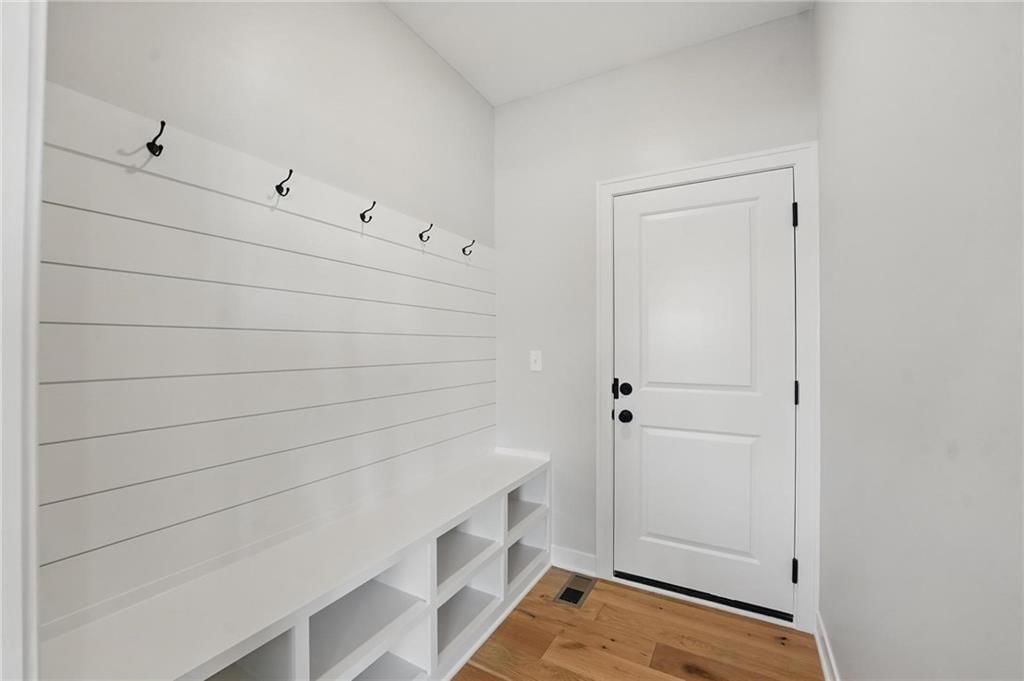 Photo 10 of 56 - 1809 SW Hightown Drive