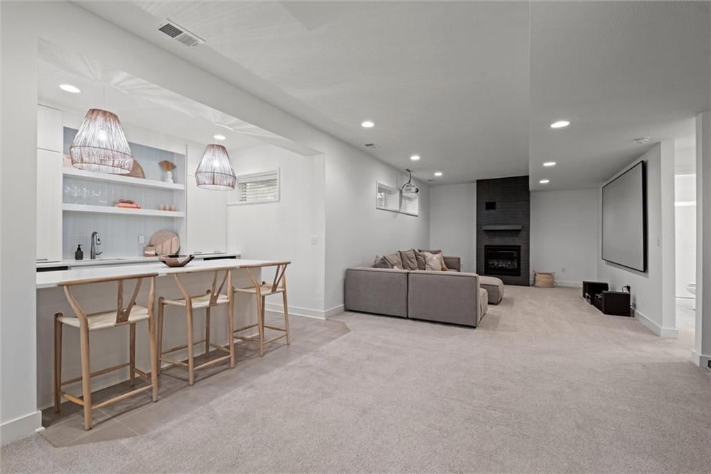 15932 W 171st Terrace — photo 33