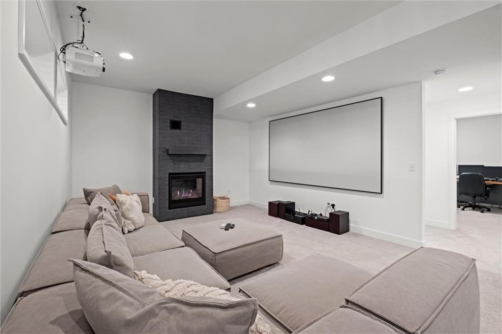15932 W 171st Terrace — photo 35