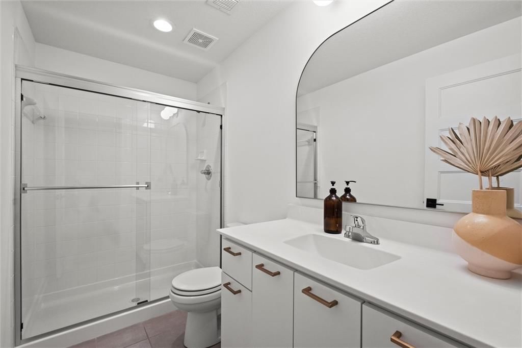 15932 W 171st Terrace — photo 38