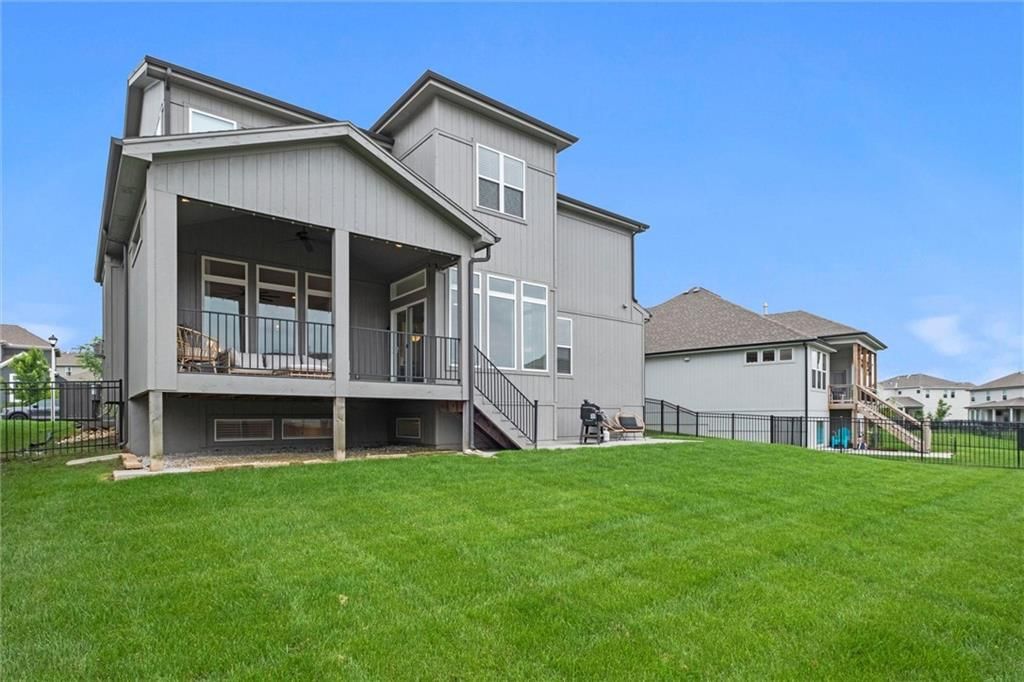 15932 W 171st Terrace — photo 41