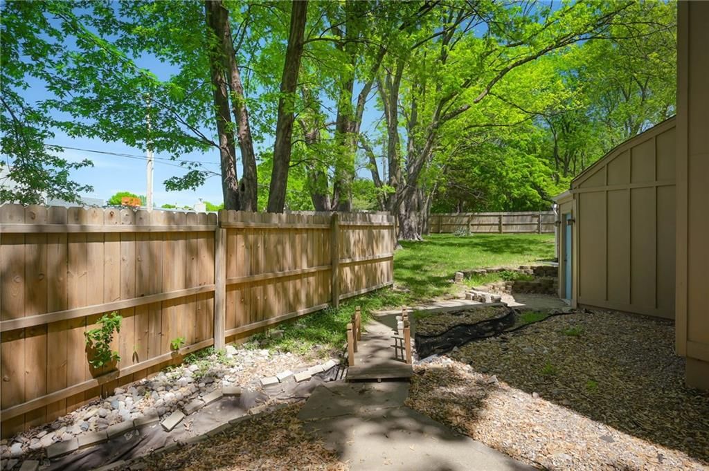 1805 SW Westview Circle — photo 29