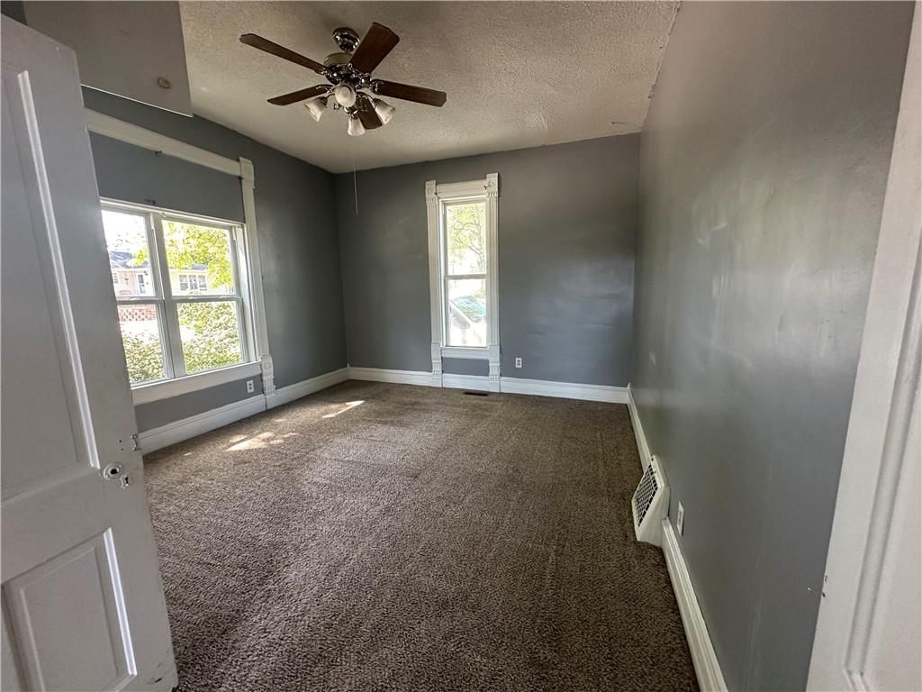 609 N MULBERRY Street — photo 10