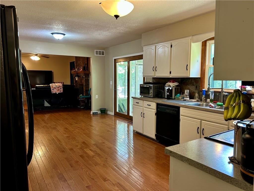 102 Willow Point — photo 13