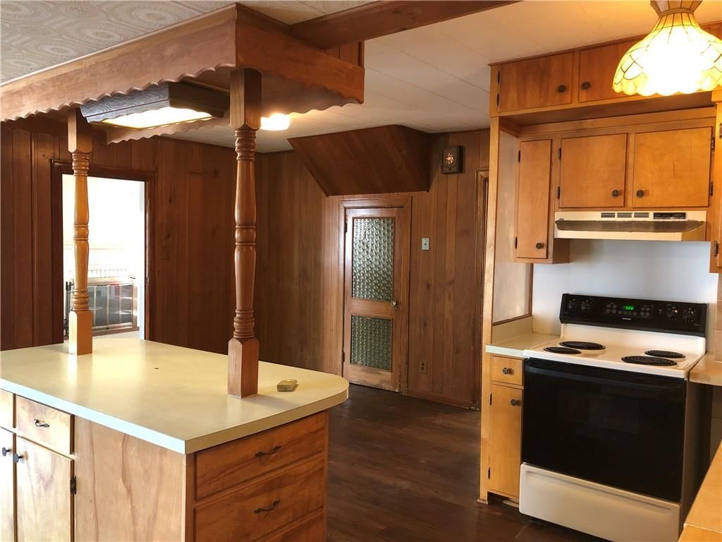 305 Linn Street — photo 6