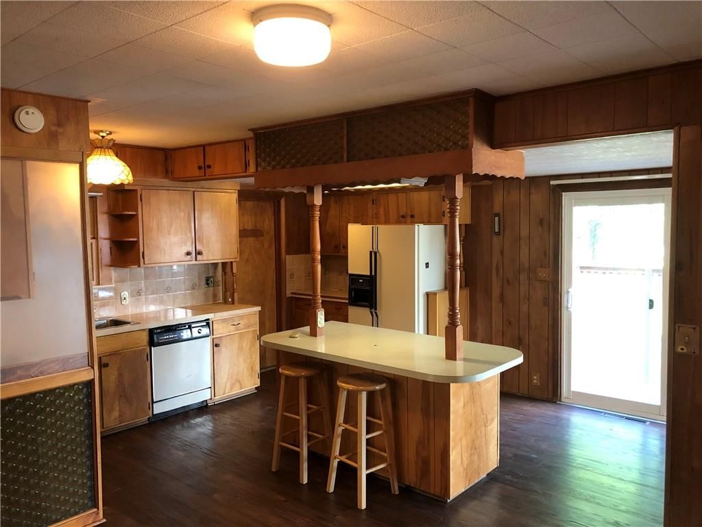 305 Linn Street — photo 9