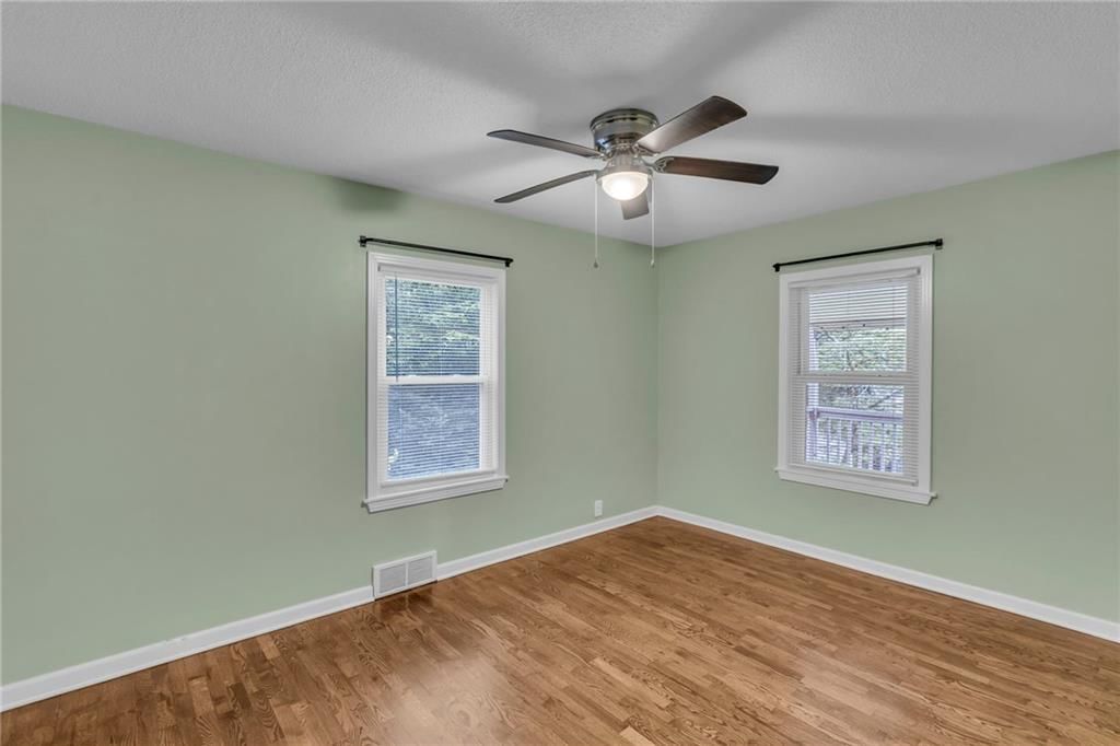 5406 N CENTRAL Street — photo 17