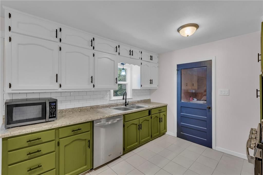5406 N CENTRAL Street — photo 6