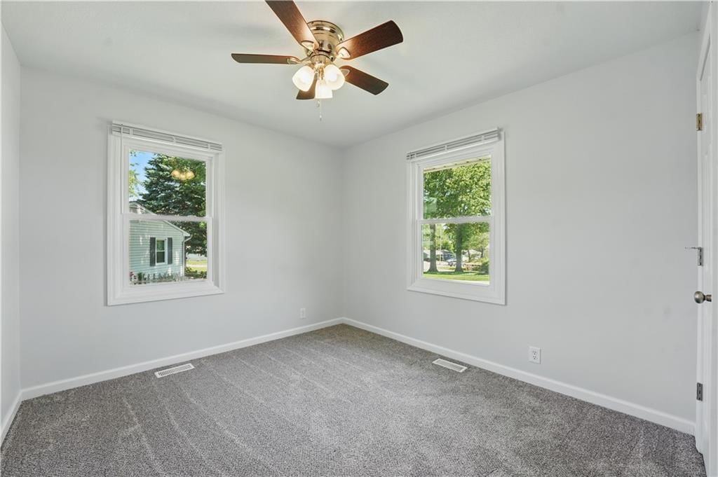 3904 S Main Street — photo 7