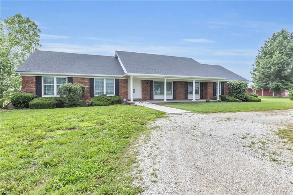 28210 Hedge Lane — photo 4