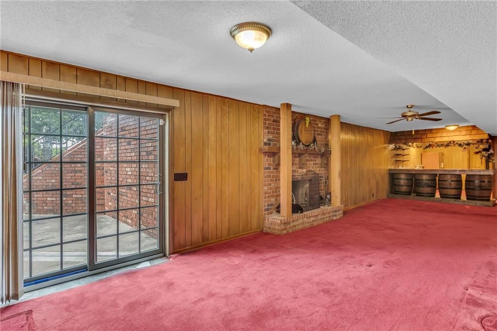 28210 Hedge Lane — photo 42