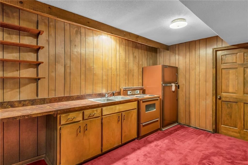28210 Hedge Lane — photo 45