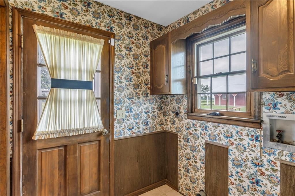 28210 Hedge Lane — photo 48