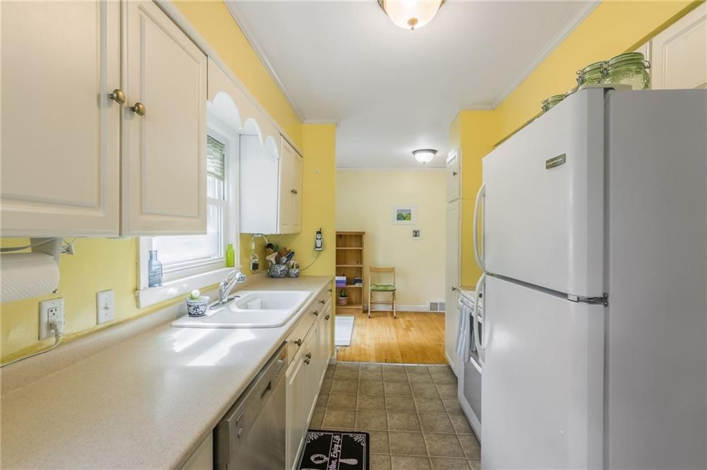 2924 Oakland Avenue — photo 17