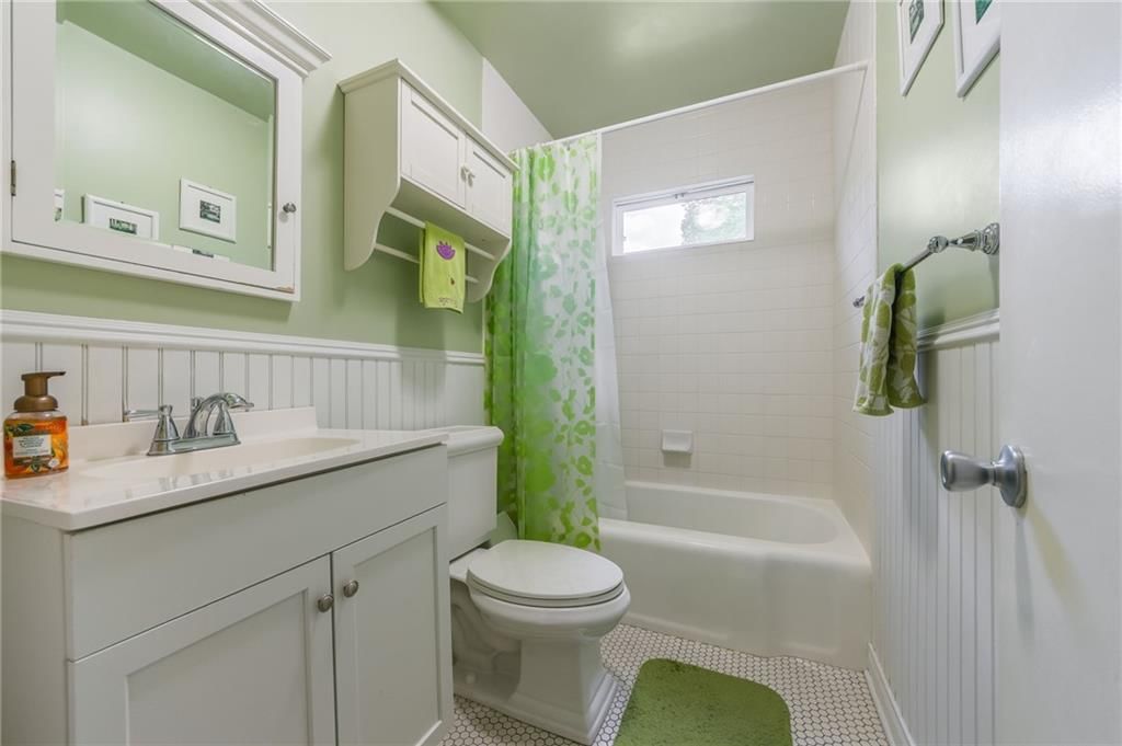 2924 Oakland Avenue — photo 21