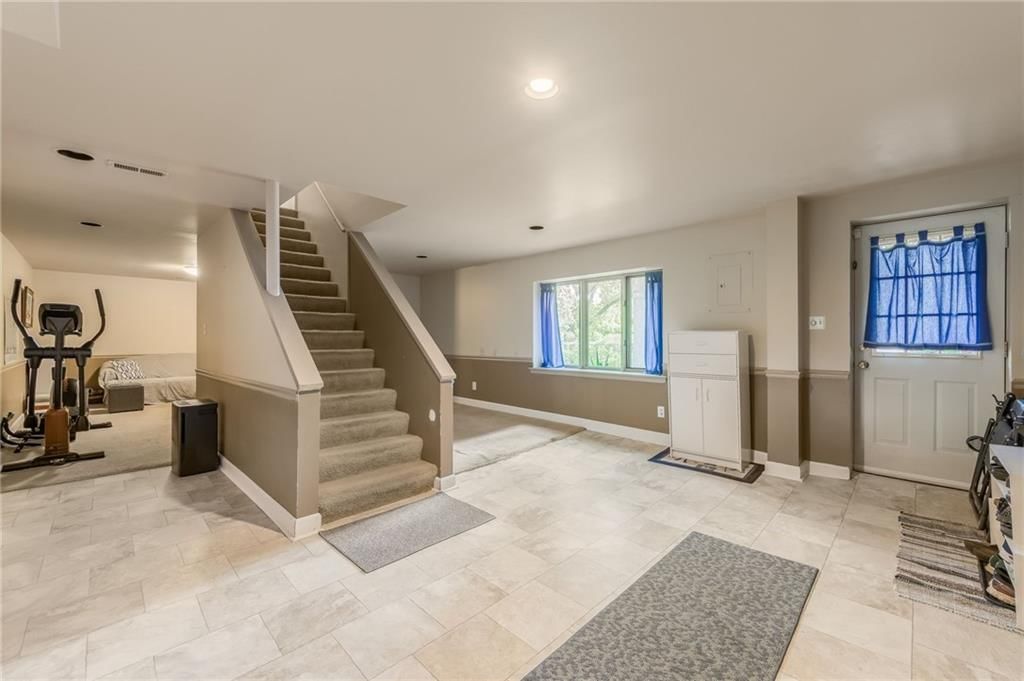 2924 Oakland Avenue — photo 29