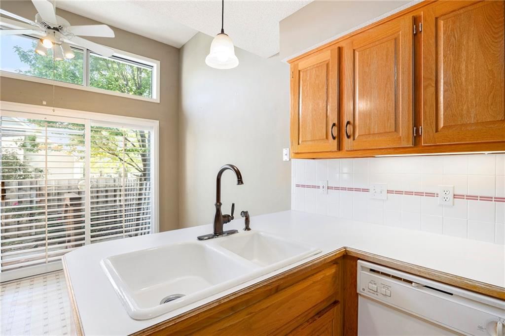 7001 W 157th Terrace — photo 11