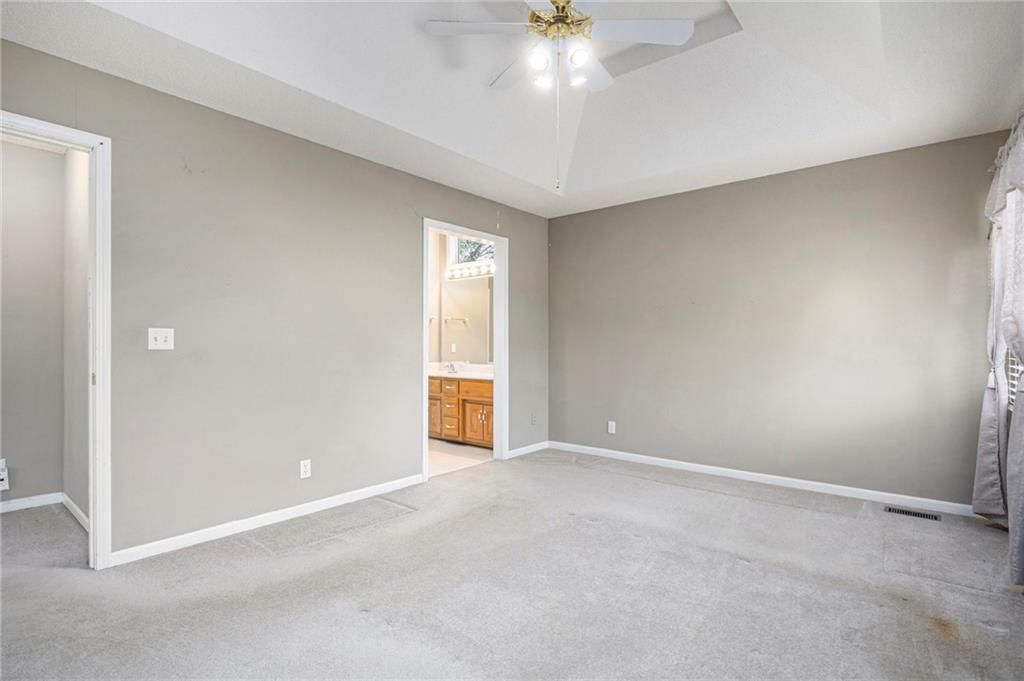 7001 W 157th Terrace — photo 14