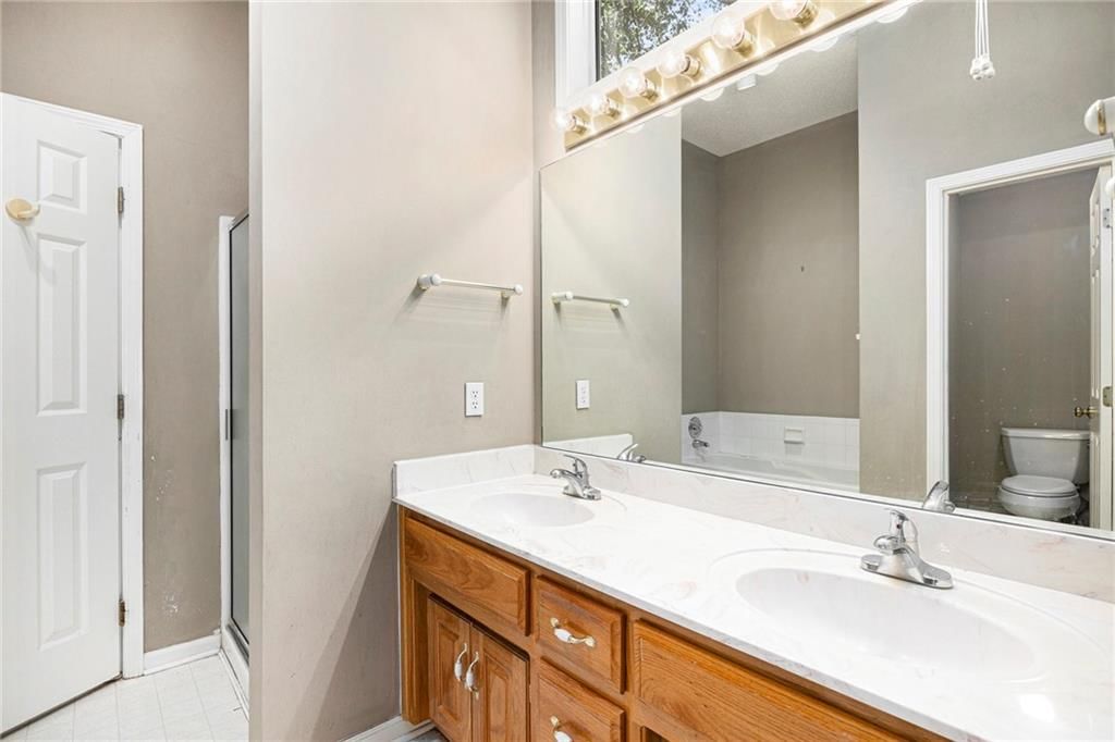 7001 W 157th Terrace — photo 15