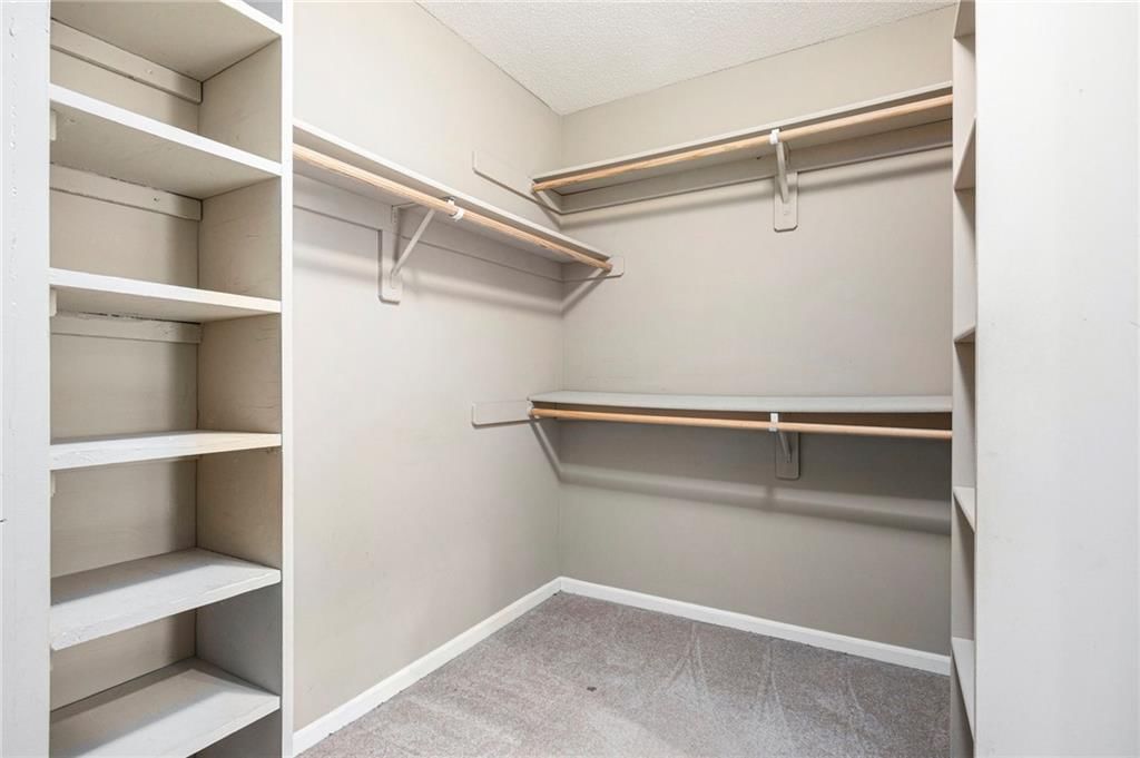 7001 W 157th Terrace — photo 18