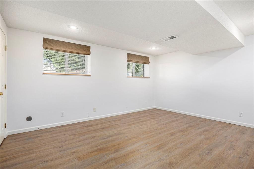 7001 W 157th Terrace — photo 22