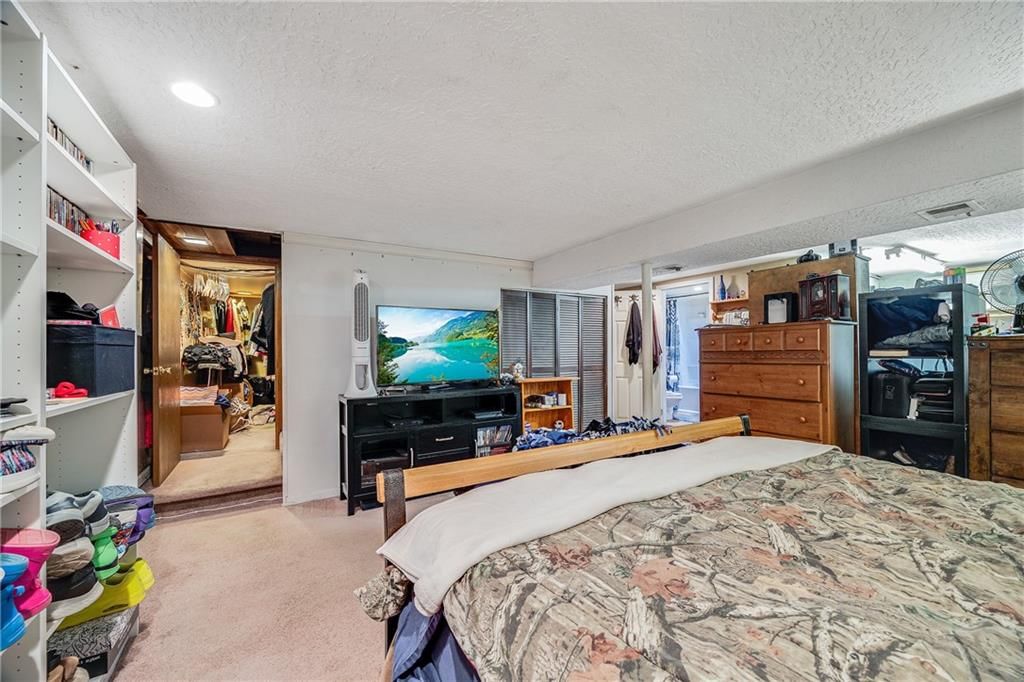 808 NW Oxford Drive — photo 13
