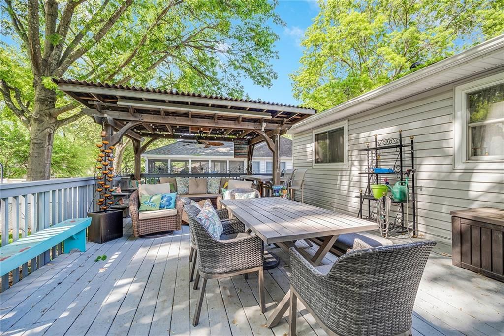 808 NW Oxford Drive — photo 18