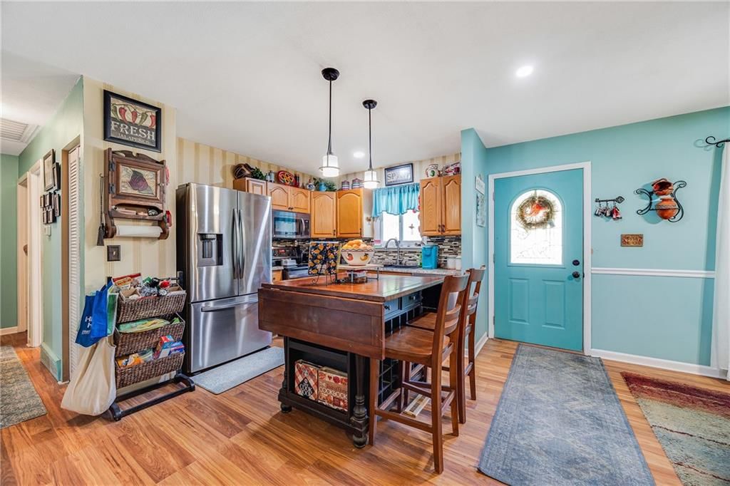 808 NW Oxford Drive — photo 5