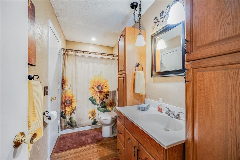 808 NW Oxford Drive — photo 9