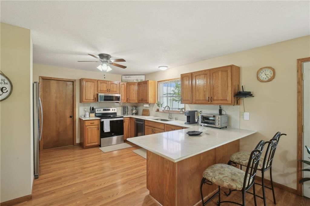 230 N Olive Street — photo 13