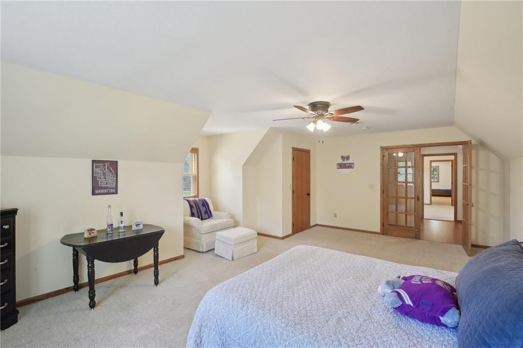 230 N Olive Street — photo 21
