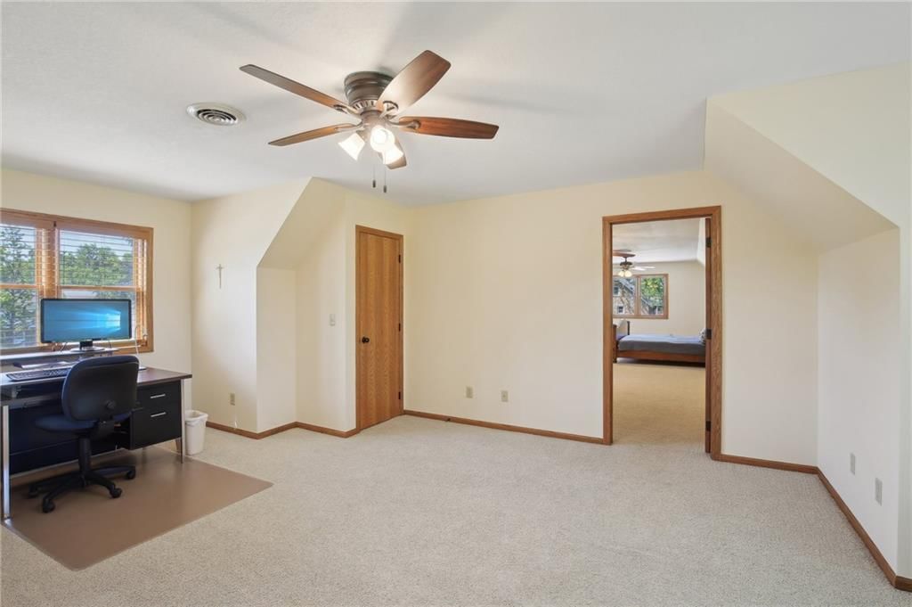 230 N Olive Street — photo 27