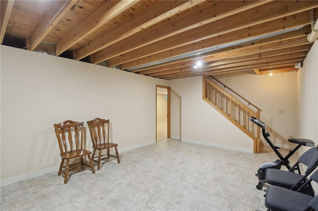 230 N Olive Street — photo 34