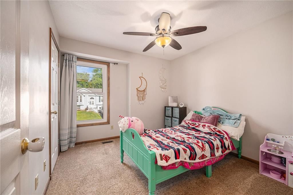 305 Crimson Court — photo 14