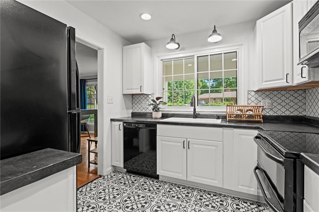 6711 W 79th Street — photo 12