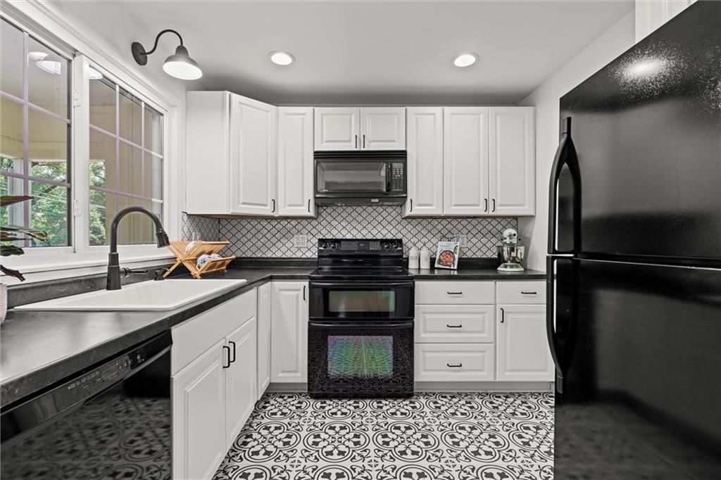 6711 W 79th Street — photo 16