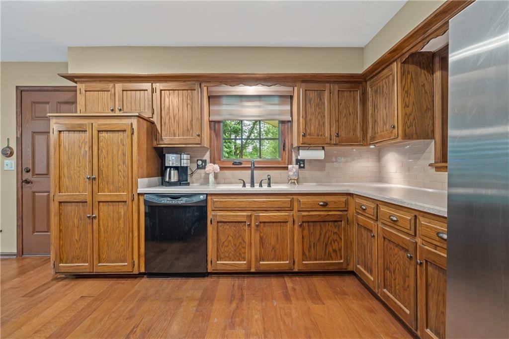 20129 W 112th Circle — photo 11