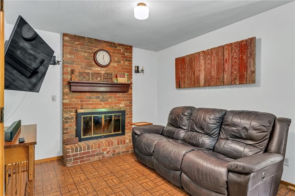 3211 W 9th Street — photo 20