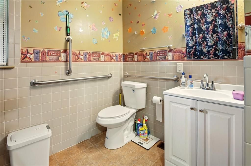 1507 E 76th Street — photo 15