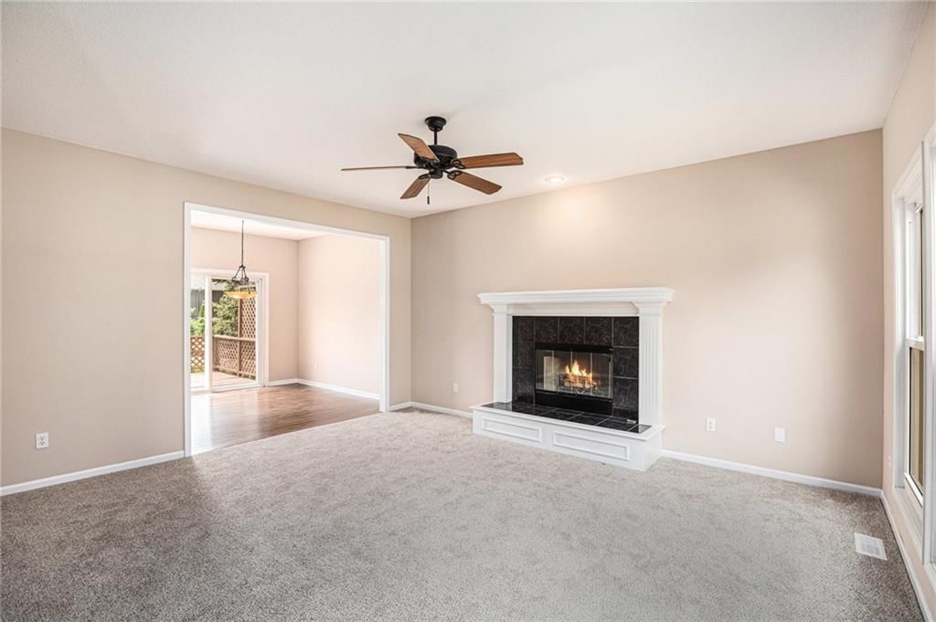 14639 W 151st Terrace — photo 3