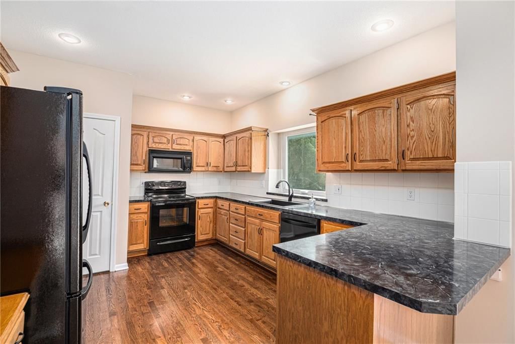 14639 W 151st Terrace — photo 4