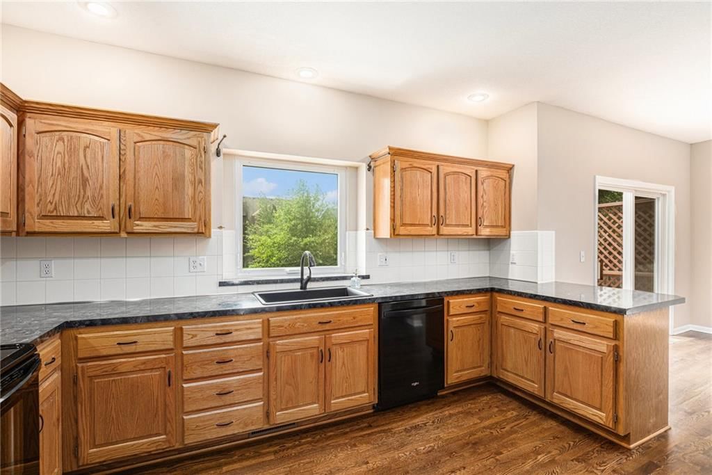 14639 W 151st Terrace — photo 5