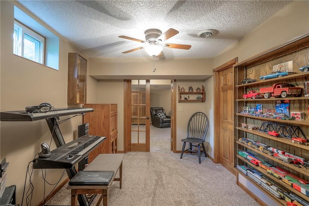1660 NW 785th Road — photo 44