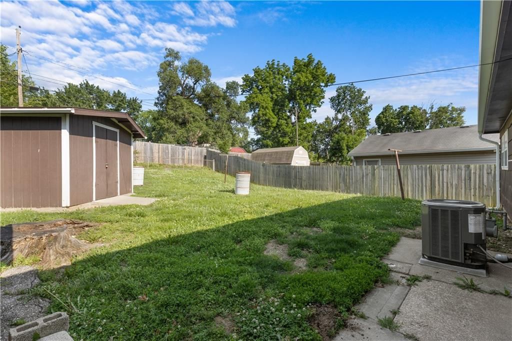 2721 S 51st Terrace — photo 7