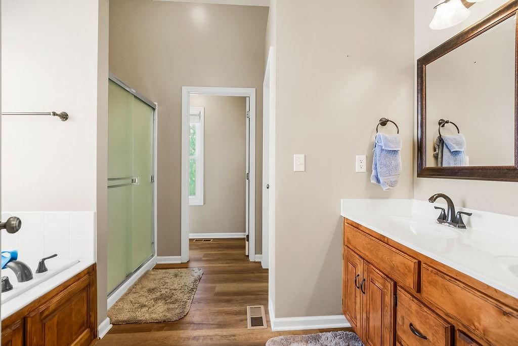 9204 N HOLLY Street — photo 17