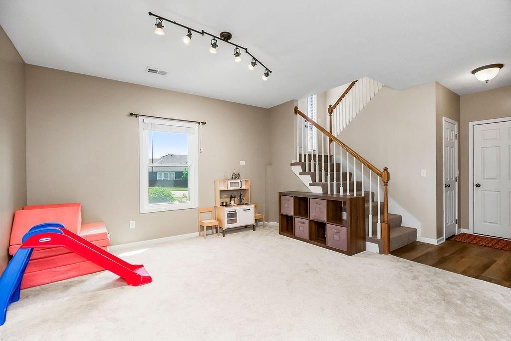 9204 N HOLLY Street — photo 23
