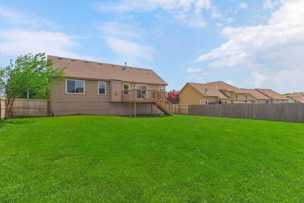 9204 N HOLLY Street — photo 29